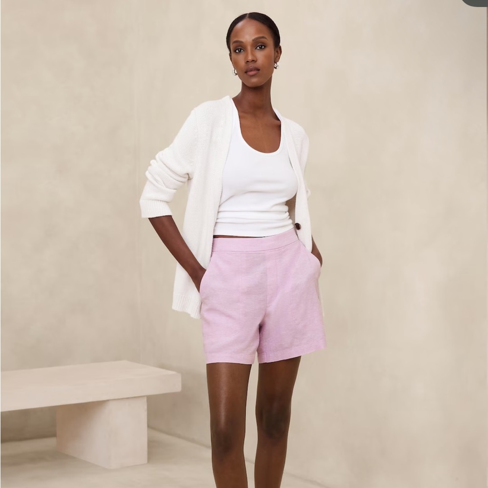 Banana Republic Linen Blend Easy Short